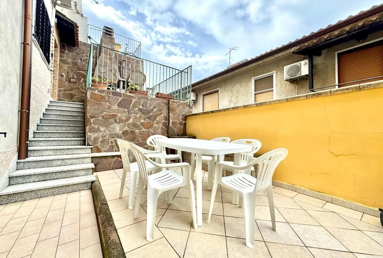 Comfort Apartments Bari Sardo 0*,  Itálie